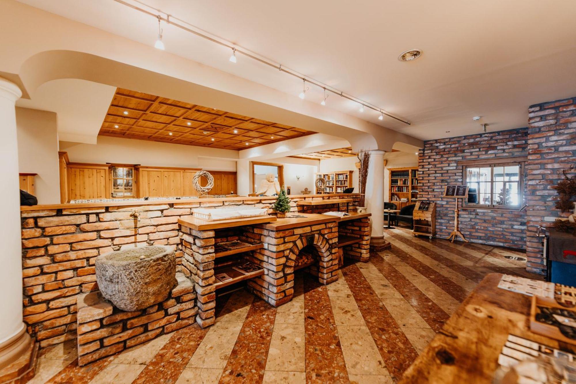 Post Seefeld - Wellnesshotel Tirol Seefeld in Tirol Dış mekan fotoğraf